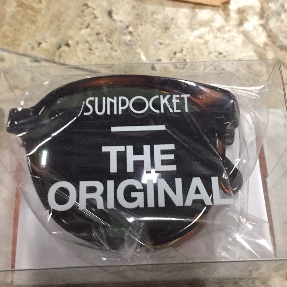 NWB SUNPOCKET FOLDING SUNGLASSES sport DARK TORTOISE SUMMER SUN BLOCK